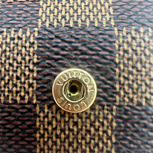 Louis Vuitton Damier Cufflink Case - Picture 12 of 13